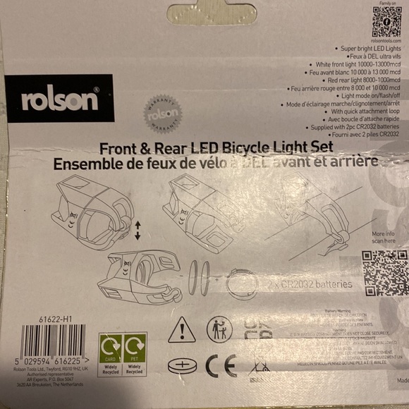 Bike lights LED bright safety red & white front and rear with on/flash/off mode. - Picture 2 of 4